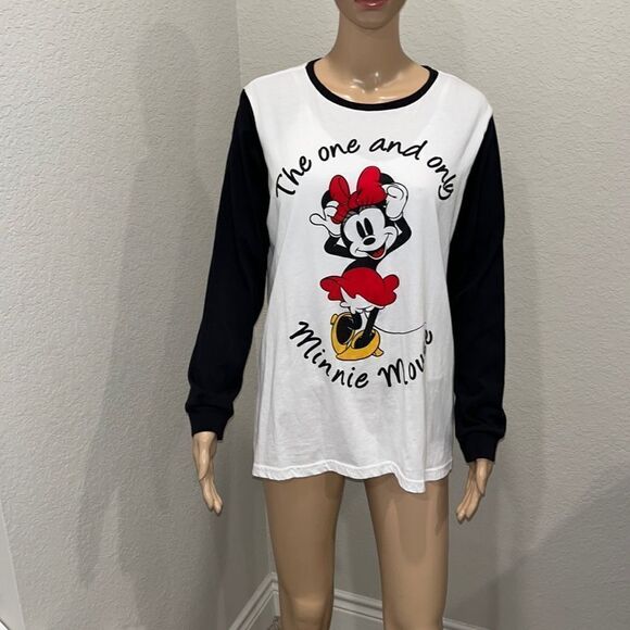 Nwot Disney  sweatshirt - Picture 1 of 5